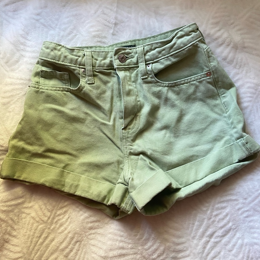 Wild Fable High rise mom shorts(Green)